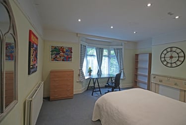 5 bed house, Burgess rd, Bassett, Southampton, SO167AB - Image 4